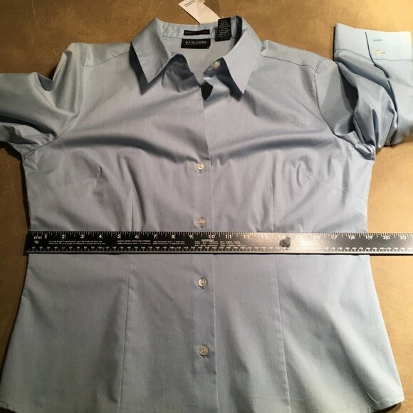 NEW YORK & COMPANY “City Stretch” Fitted STRETCH Blouse, LIGHT BLUE, NWT, Size L - Picture 5 of 8